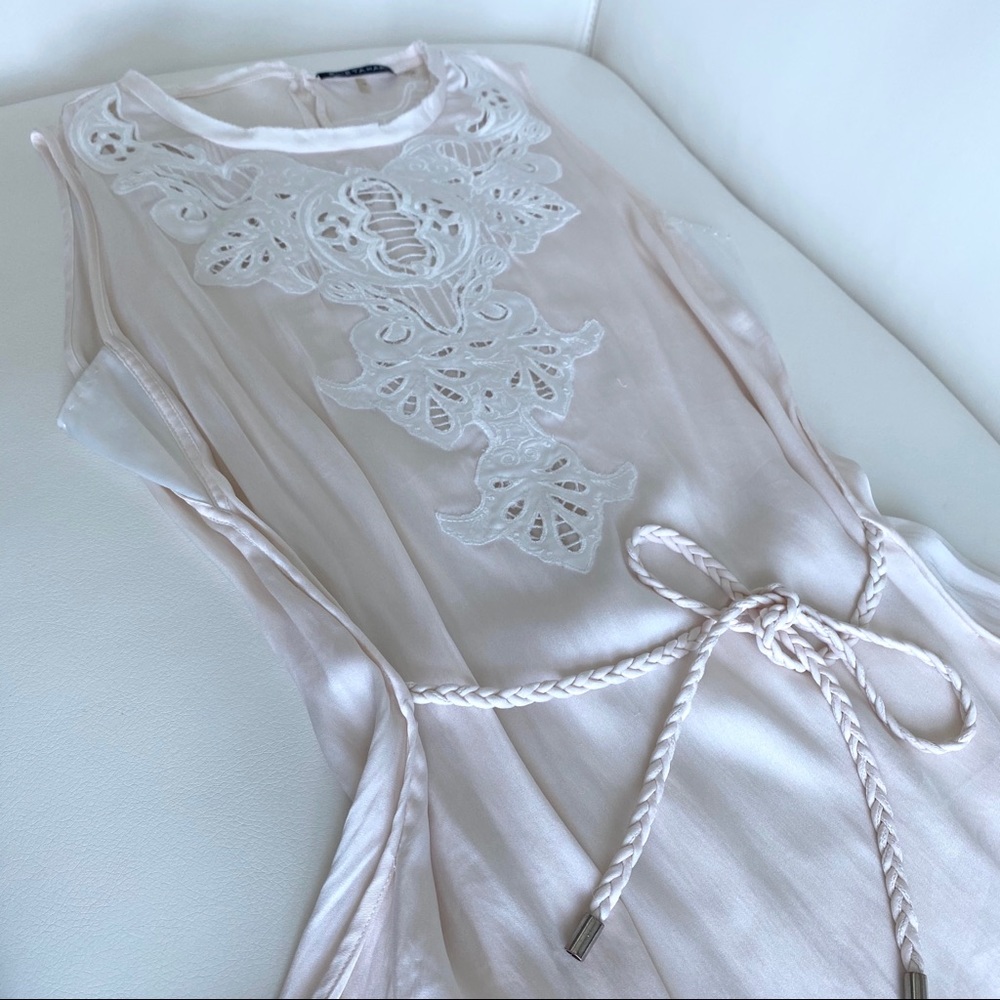 Silk Elie Tahari Sleveless Blouse